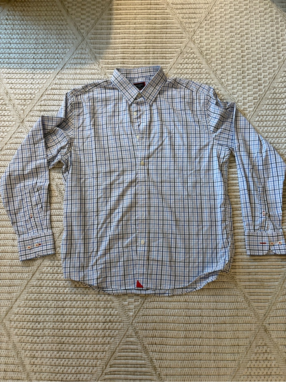 UNTUCKit Men's White Button-Down Shirt with Blue and Black Windowpane